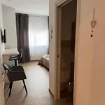 Majamy House *