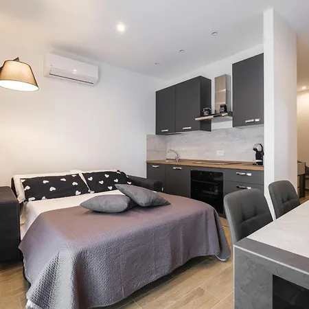 Vendégház Majamy House Olbia