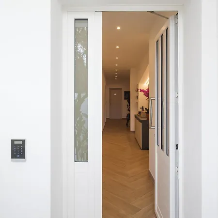 Gasthuis Majamy House Olbia