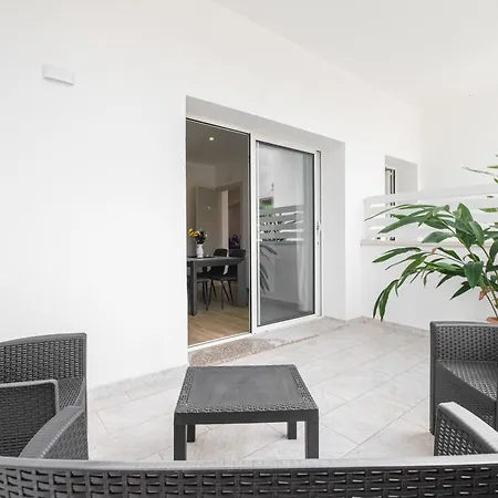 Majamy House Gasthuis 3*