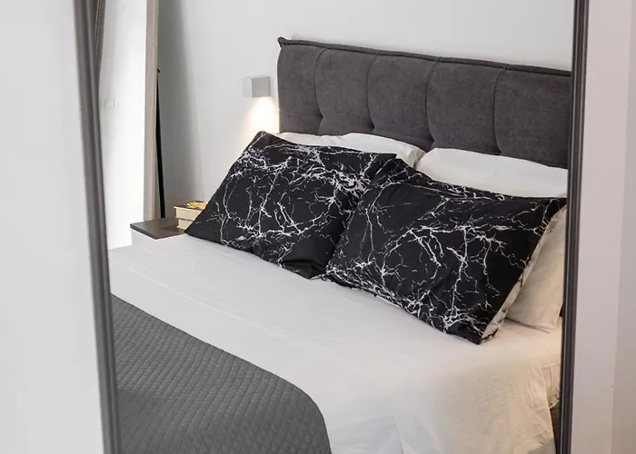 Majamy House Gasthuis Olbia