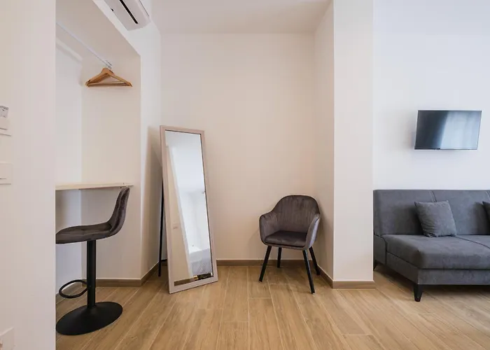 Gasthuis Majamy House